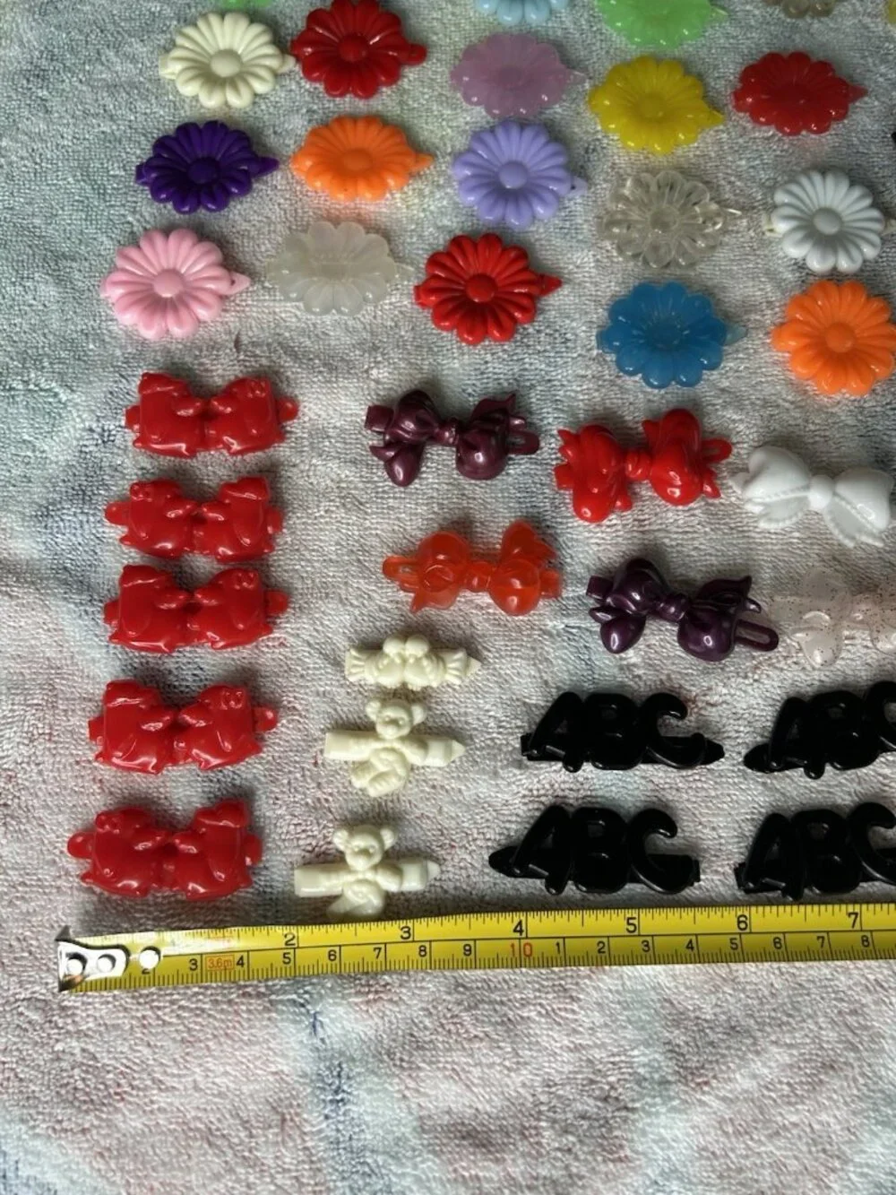 100+ Vintage Plastic Hair Barrettes Lot Flowers Bows Colorful Girls 80s 90s
